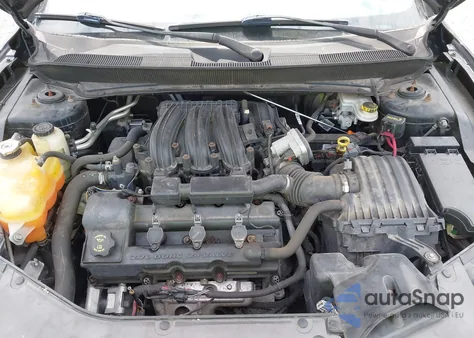 2010 Chrysler Sebring Touring z USA, uszkodzony, nr VIN 1C3BC5ED6AN200012